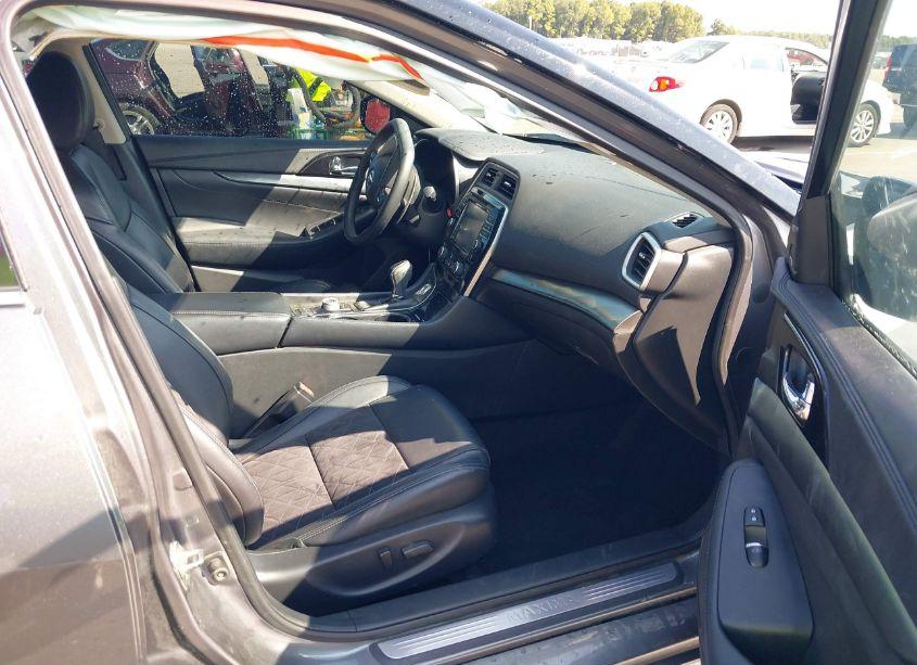 Photo 5 of 2018 Nissan Maxima 3.5 SR (VIN 1N4AA6AP2JC387320)