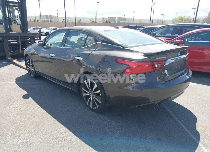 Photo 3 of 2016 Nissan Maxima 3.5 SR (VIN 1N4AA6AP3GC383673)