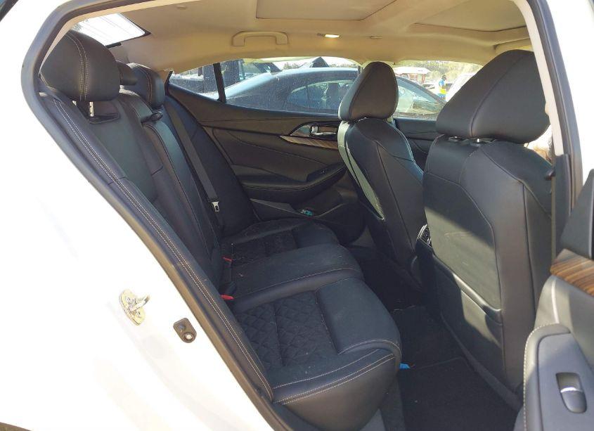 Photo 8 of 2016 Nissan Maxima 3.5 PLATINUM (VIN 1N4AA6AP3GC417529)