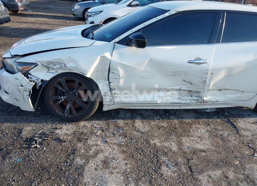 Photo 6 of 2017 Nissan Maxima 3.5 S (VIN 1N4AA6AP3HC360265)