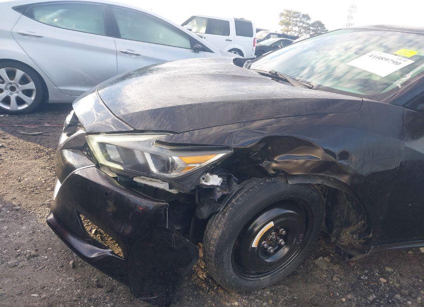 Photo 6 of 2017 Nissan Maxima 3.5 SV (VIN 1N4AA6AP3HC388731)