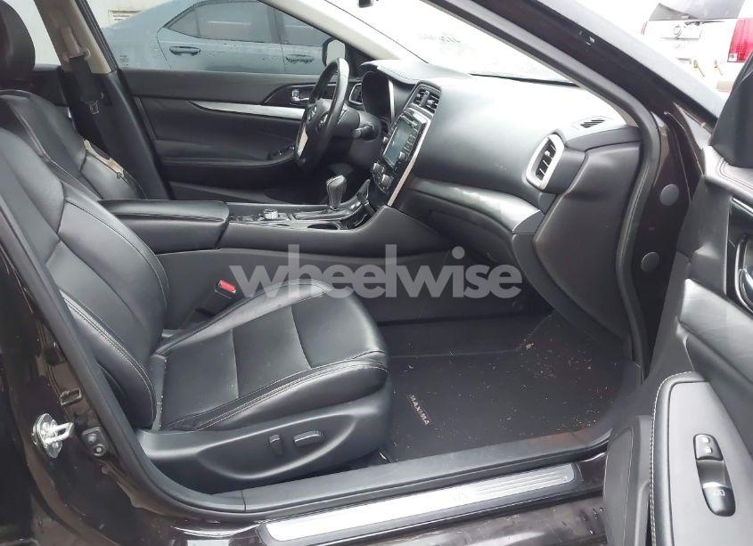 Photo 5 of 2017 Nissan Maxima 3.5 SV (VIN 1N4AA6AP3HC393931)
