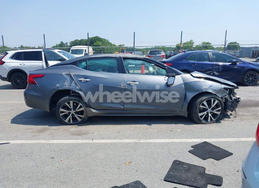 Photo 13 of 2017 Nissan Maxima 3.5 SV (VIN 1N4AA6AP3HC416012)