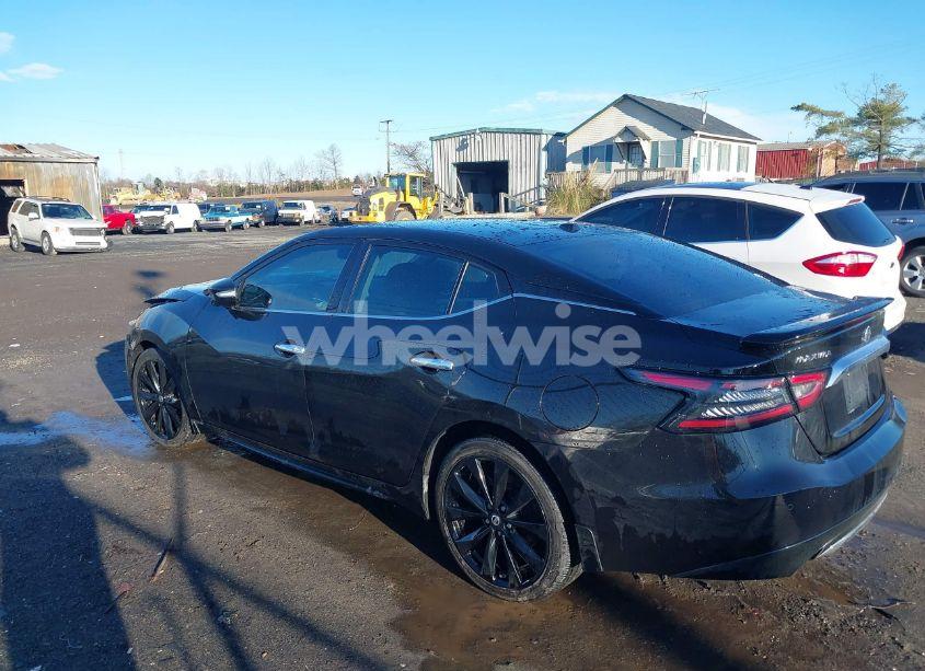 Photo 3 of 2017 Nissan Maxima 3.5 SR (VIN 1N4AA6AP3HC439029)