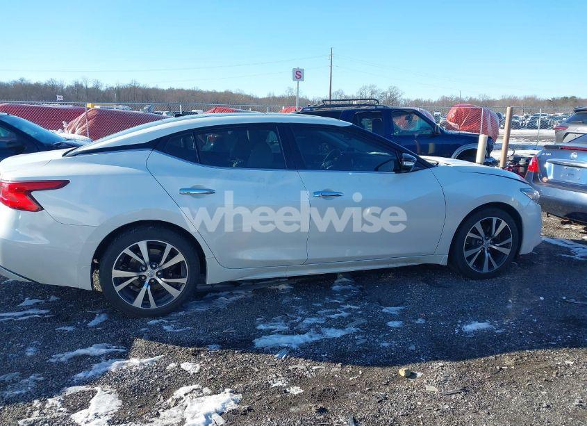 Photo 13 of 2016 Nissan Maxima 3.5 PLATINUM (VIN 1N4AA6AP4GC398022)