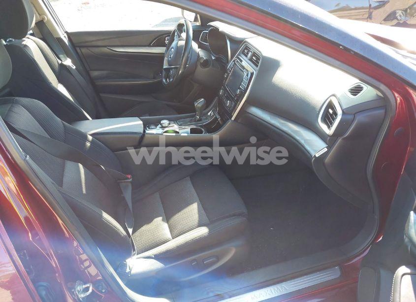 Photo 5 of 2017 Nissan Maxima 3.5 PLATINUM/3.5 S/3.5 SL/3.5 SR/3.5 SV (VIN 1N4AA6AP4HC374188)