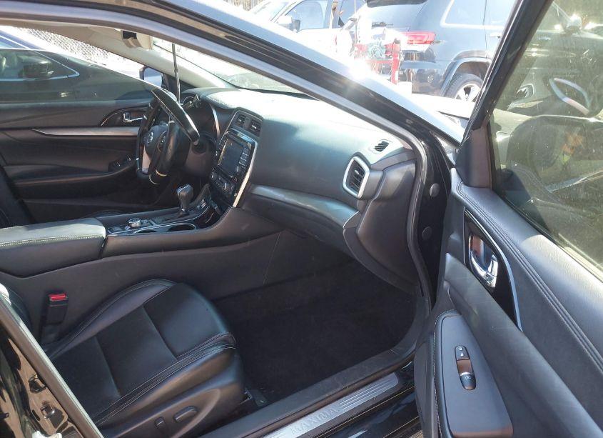 Photo 5 of 2017 Nissan Maxima 3.5 SV (VIN 1N4AA6AP4HC396465)
