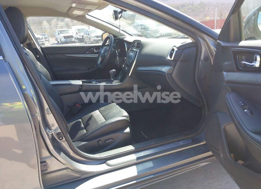 Photo 5 of 2017 Nissan Maxima 3.5 SV (VIN 1N4AA6AP4HC453943)