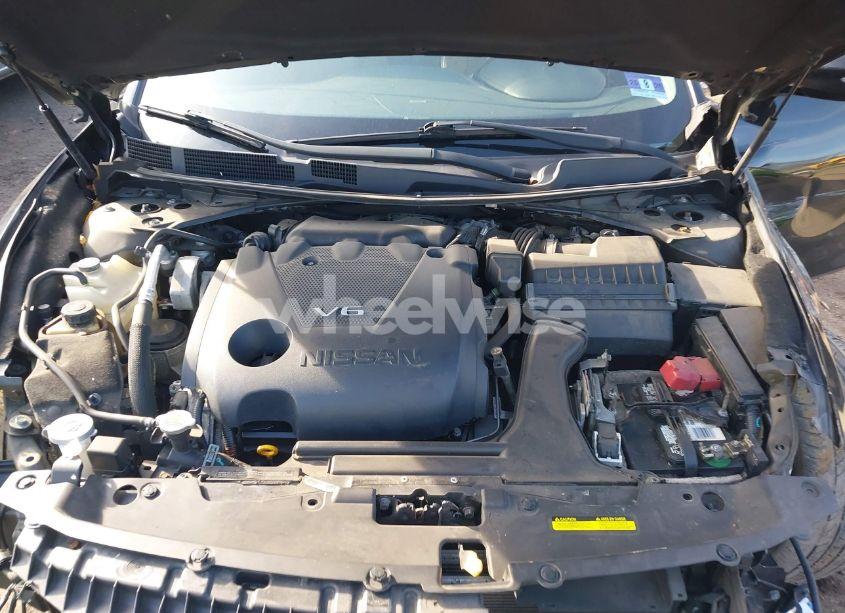 Photo 10 of 2016 Nissan Maxima 3.5 PLATINUM/3.5 S/3.5 SL/3.5 SR/3.5 SV (VIN 1N4AA6AP5GC901928)