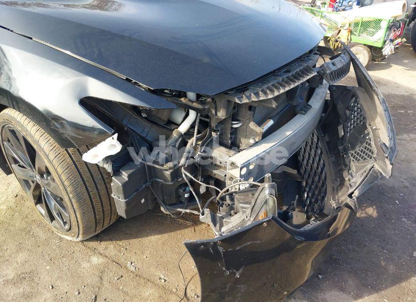 Photo 17 of 2016 Nissan Maxima 3.5 PLATINUM/3.5 S/3.5 SL/3.5 SR/3.5 SV (VIN 1N4AA6AP5GC901928)