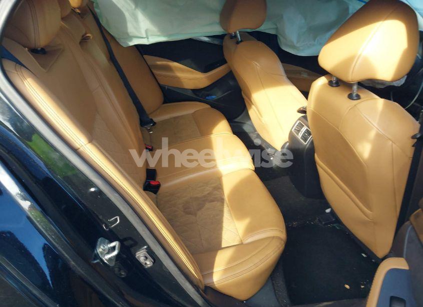 Photo 8 of 2016 Nissan Maxima 3.5 PLATINUM/3.5 S/3.5 SL/3.5 SR/3.5 SV (VIN 1N4AA6AP5GC901928)