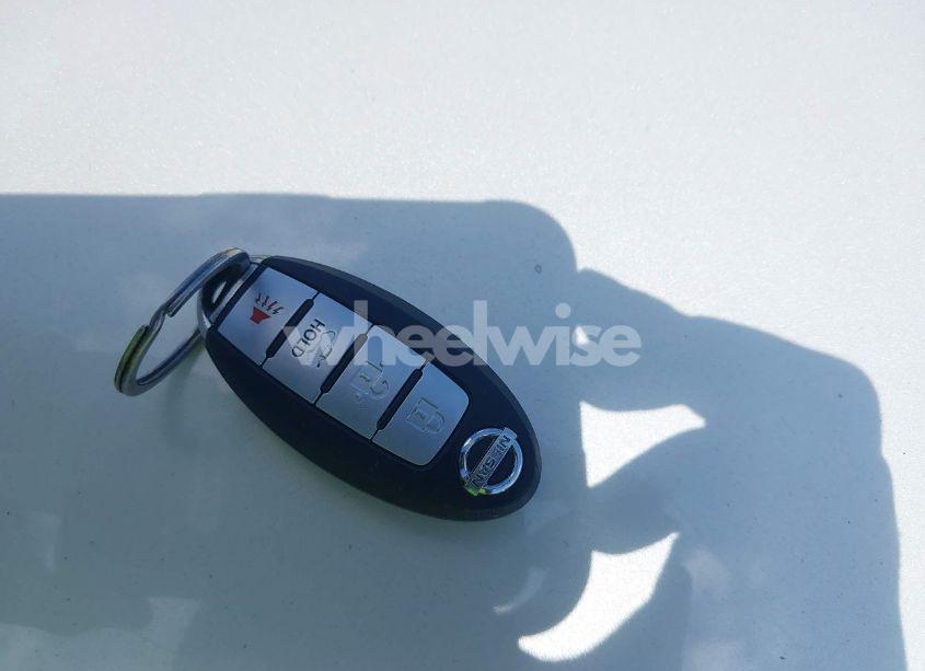 Photo 11 of 2017 Nissan Maxima 3.5 SV (VIN 1N4AA6AP5HC385782)