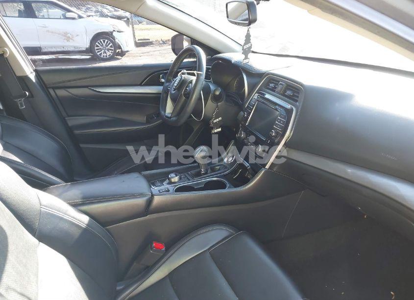 Photo 5 of 2017 Nissan Maxima 3.5 SL (VIN 1N4AA6AP5HC435306)