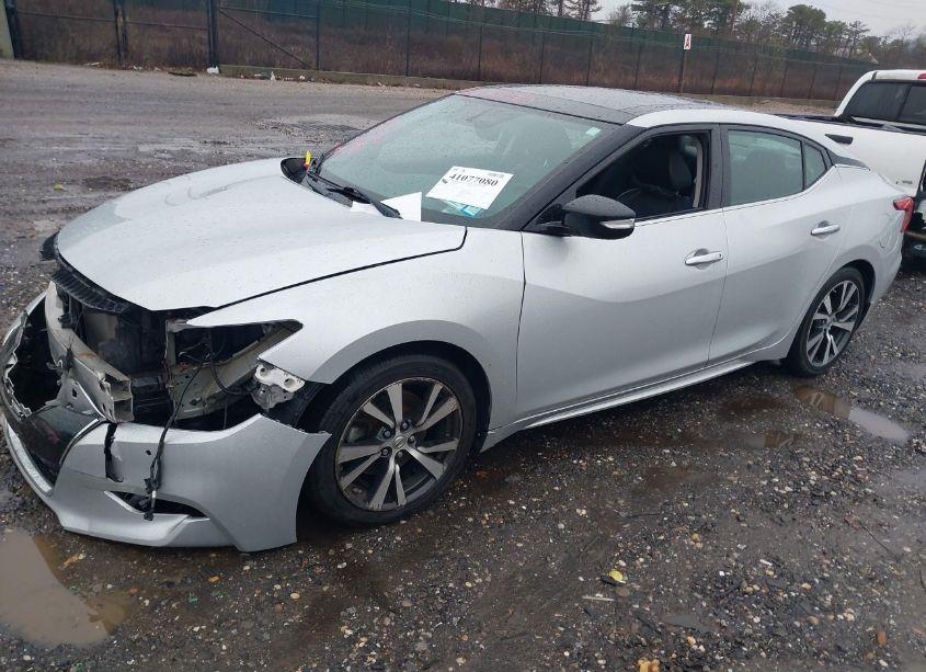 Photo 2 of 2017 Nissan Maxima 3.5 SL (VIN 1N4AA6AP5HC440831)