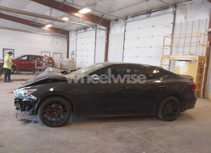 Photo 14 of 2016 Nissan Maxima 3.5 PLATINUM/3.5 S/3.5 SL/3.5 SR/3.5 SV (VIN 1N4AA6AP6GC393291)