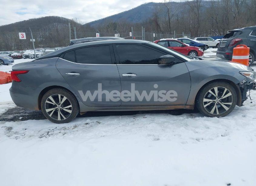 Photo 13 of 2016 Nissan Maxima 3.5 PLATINUM/3.5 S/3.5 SL/3.5 SR/3.5 SV (VIN 1N4AA6AP6GC411255)