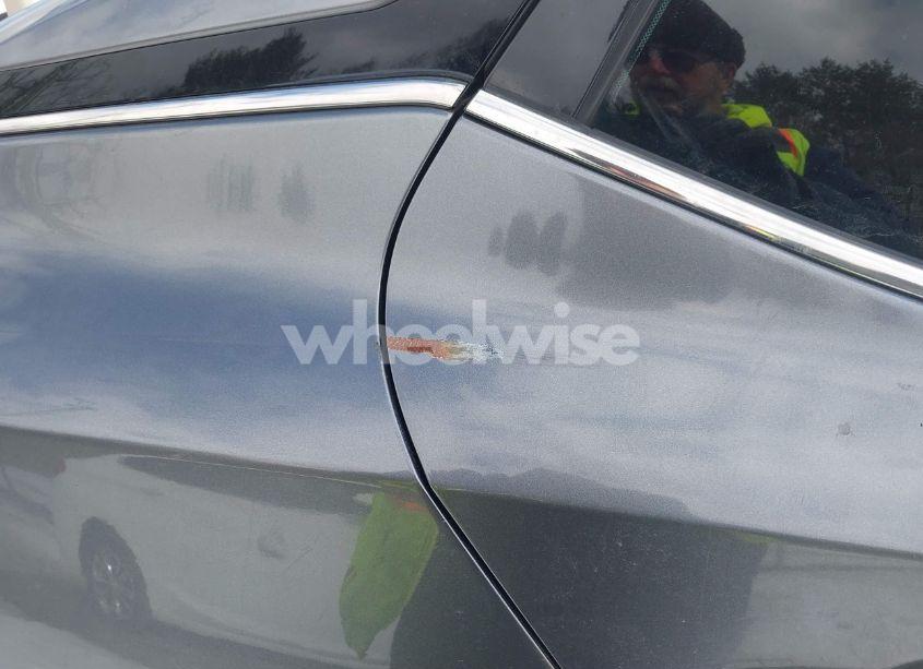 Photo 17 of 2016 Nissan Maxima 3.5 PLATINUM/3.5 S/3.5 SL/3.5 SR/3.5 SV (VIN 1N4AA6AP6GC411255)