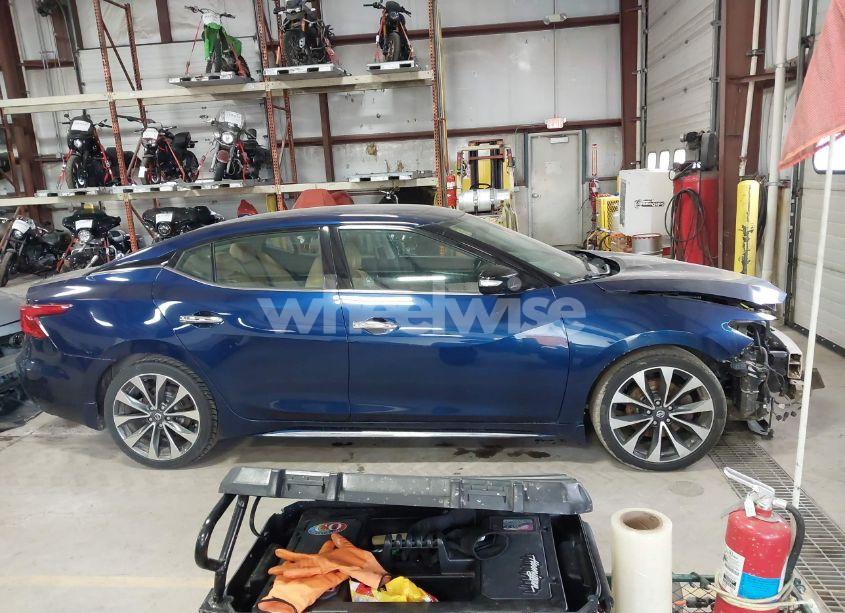 Photo 13 of 2016 Nissan Maxima 3.5 PLATINUM/3.5 S/3.5 SL/3.5 SR/3.5 SV (VIN 1N4AA6AP6GC425575)