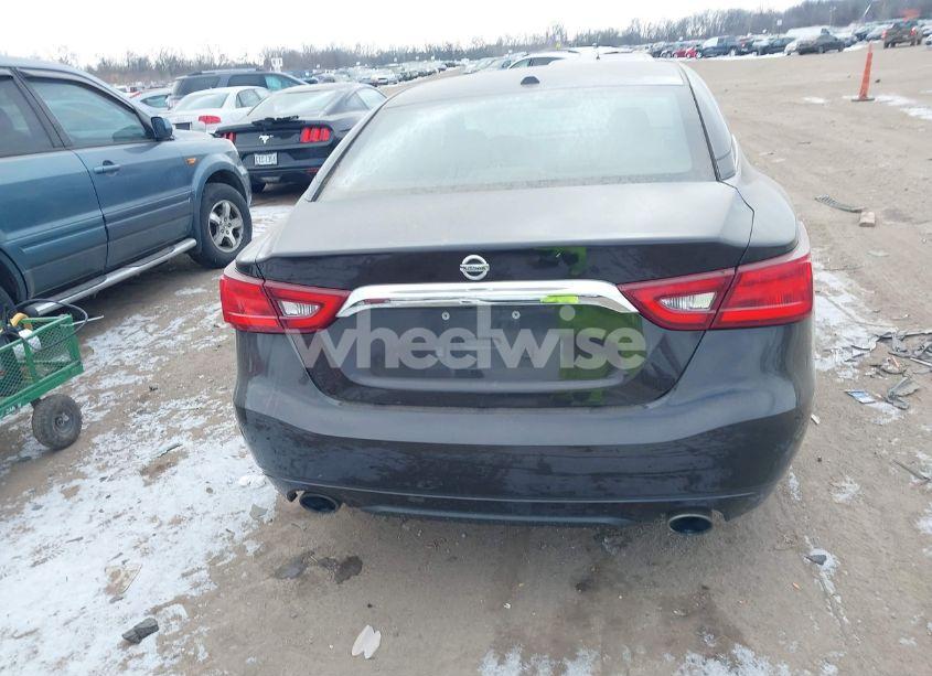 Photo 16 of 2016 Nissan Maxima 3.5 PLATINUM/3.5 S/3.5 SL/3.5 SR/3.5 SV (VIN 1N4AA6AP6GC439654)