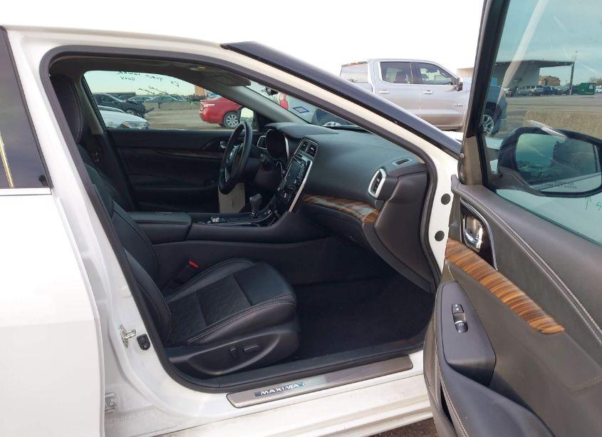 Photo 5 of 2017 Nissan Maxima 3.5 PLATINUM (VIN 1N4AA6AP6HC413184)