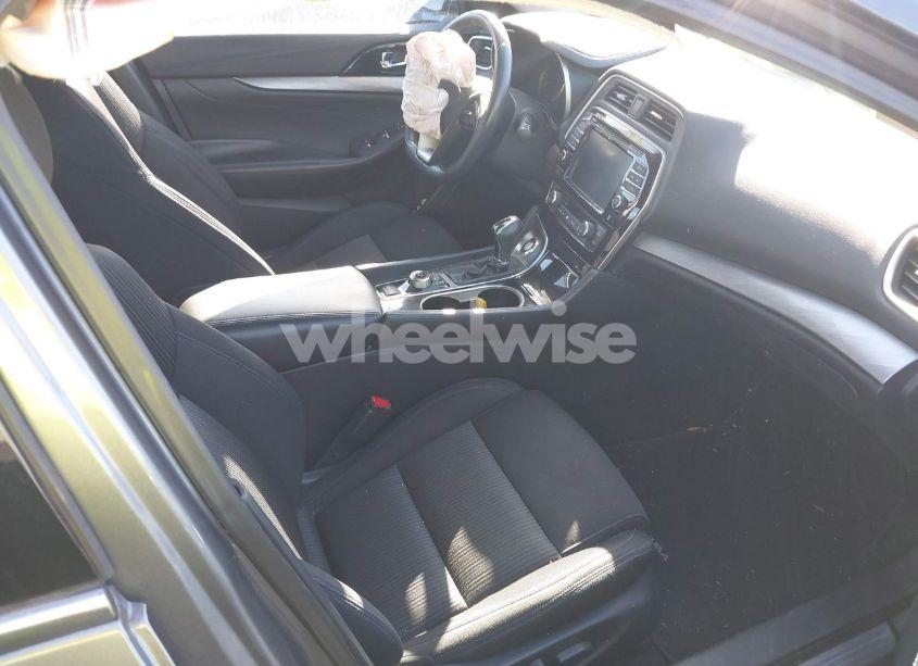 Photo 5 of 2017 Nissan Maxima 3.5 S (VIN 1N4AA6AP6HC422712)