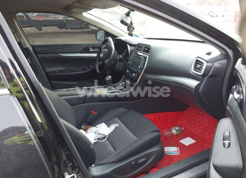 Photo 5 of 2017 Nissan Maxima 3.5 S (VIN 1N4AA6AP6HC431104)