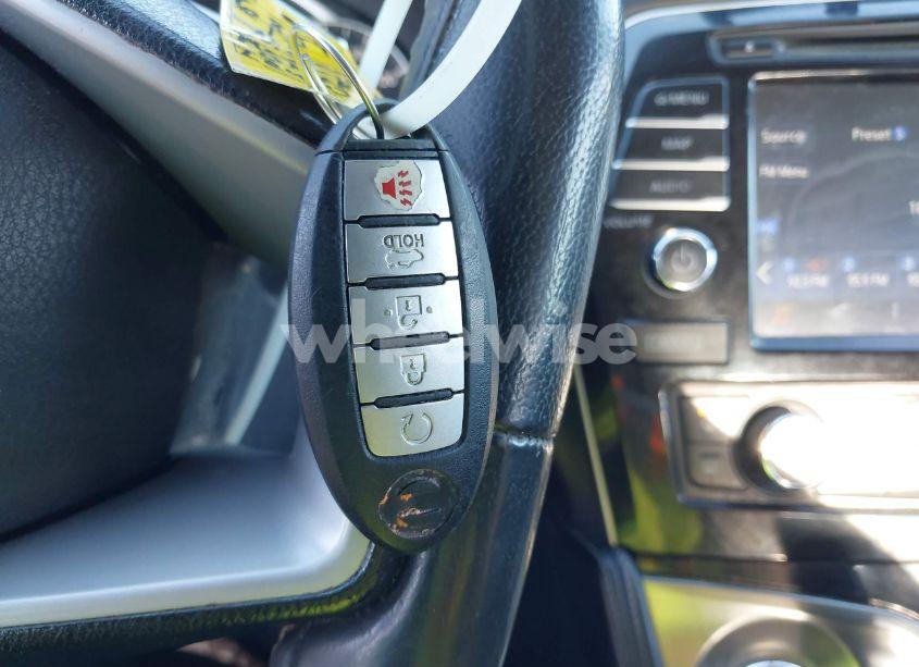 Photo 11 of 2017 Nissan Maxima 3.5 SV (VIN 1N4AA6AP6HC440711)