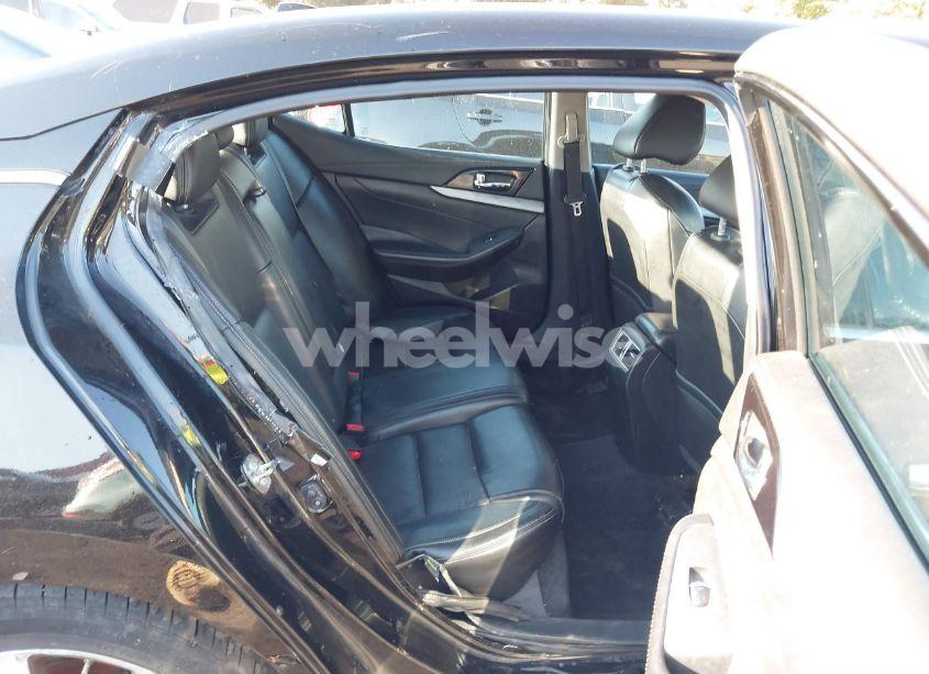 Photo 8 of 2017 Nissan Maxima 3.5 SV (VIN 1N4AA6AP6HC440711)