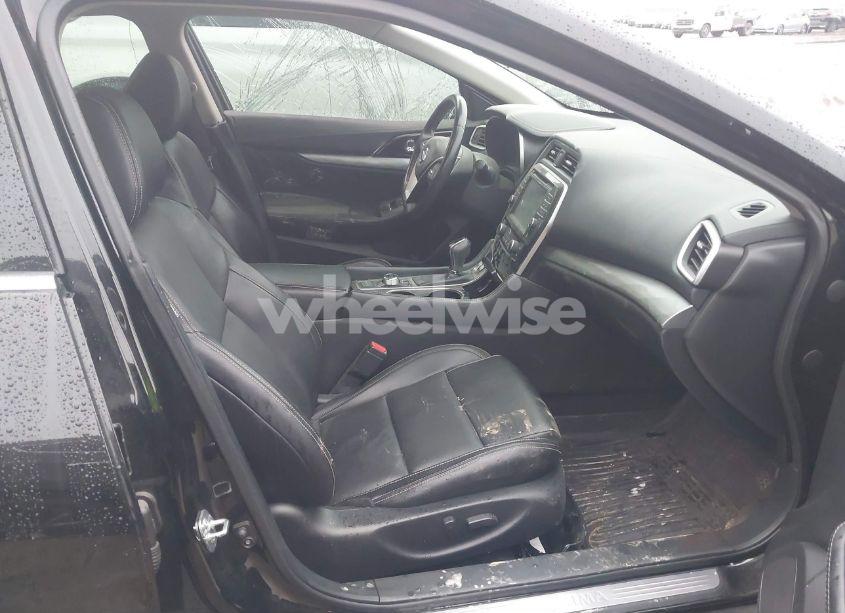 Photo 5 of 2017 Nissan Maxima 3.5 SV (VIN 1N4AA6AP6HC444533)