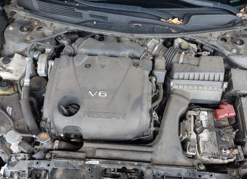 Photo 10 of 2017 Nissan Maxima 3.5 PLATINUM/3.5 S/3.5 SL/3.5 SR/3.5 SV (VIN 1N4AA6AP7HC382902)