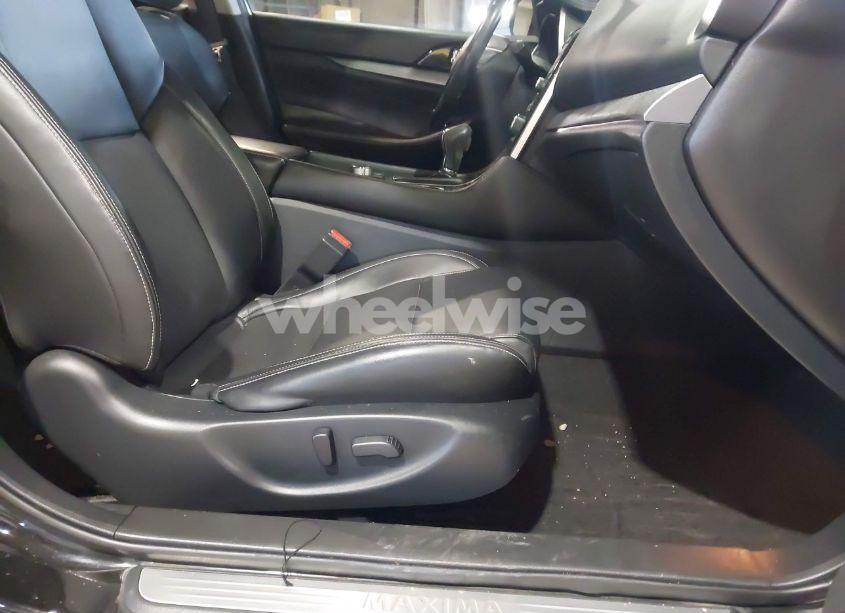 Photo 5 of 2017 Nissan Maxima 3.5 SL (VIN 1N4AA6AP7HC405028)