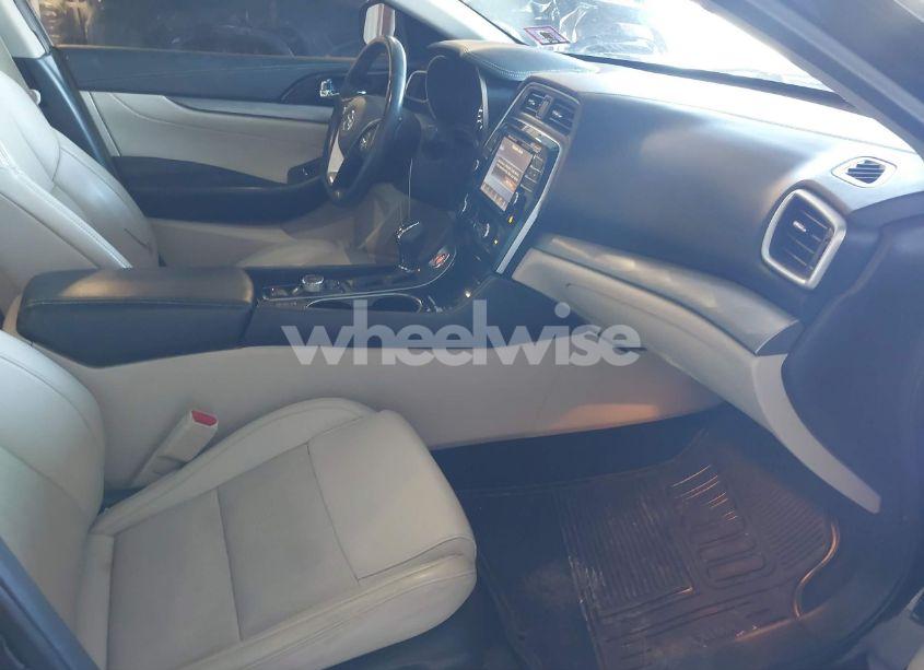 Photo 5 of 2017 Nissan Maxima 3.5 SV (VIN 1N4AA6AP7HC413677)