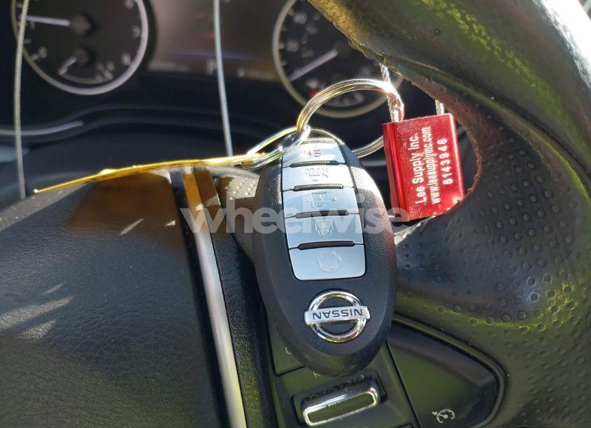 Photo 11 of 2017 Nissan Maxima 3.5 SV (VIN 1N4AA6AP7HC440023)