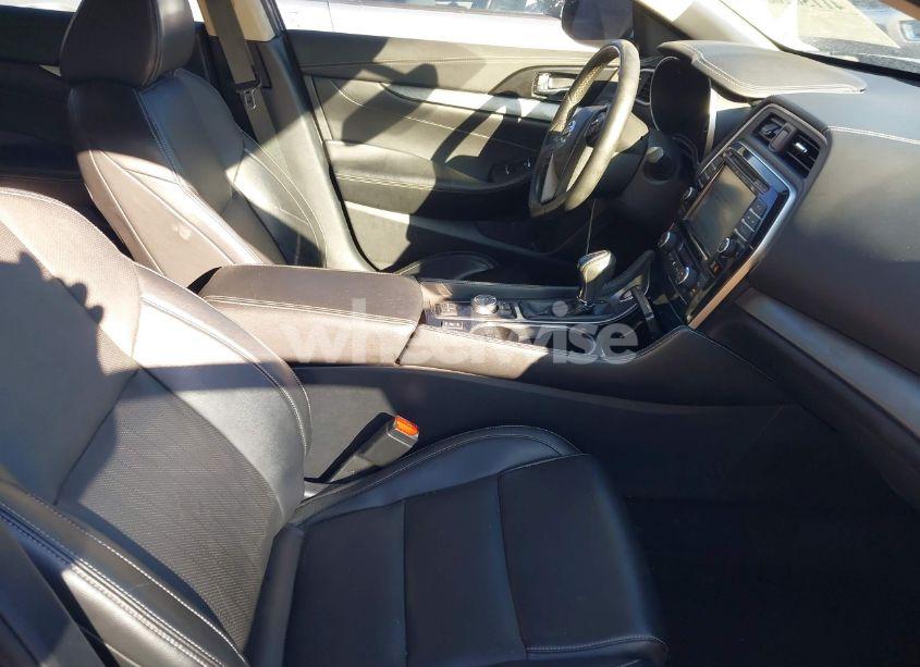 Photo 5 of 2017 Nissan Maxima 3.5 SV (VIN 1N4AA6AP7HC440023)