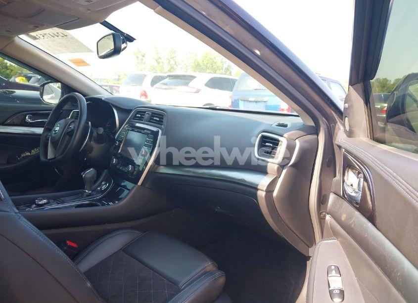Photo 5 of 2017 Nissan Maxima 3.5 SR (VIN 1N4AA6AP7HC454942)