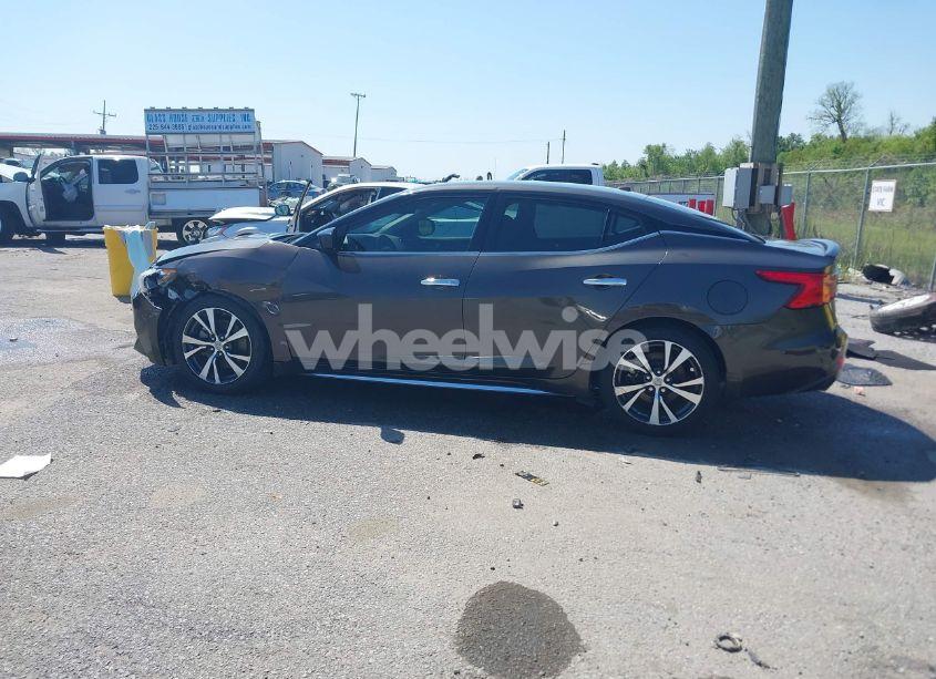 Photo 14 of 2016 Nissan Maxima 3.5 PLATINUM/3.5 S/3.5 SL/3.5 SR/3.5 SV (VIN 1N4AA6AP8GC411225)