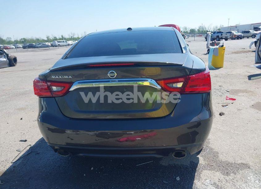 Photo 16 of 2016 Nissan Maxima 3.5 PLATINUM/3.5 S/3.5 SL/3.5 SR/3.5 SV (VIN 1N4AA6AP8GC411225)