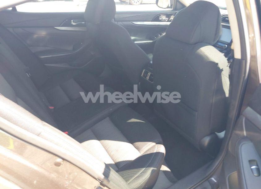 Photo 8 of 2016 Nissan Maxima 3.5 PLATINUM/3.5 S/3.5 SL/3.5 SR/3.5 SV (VIN 1N4AA6AP8GC411225)