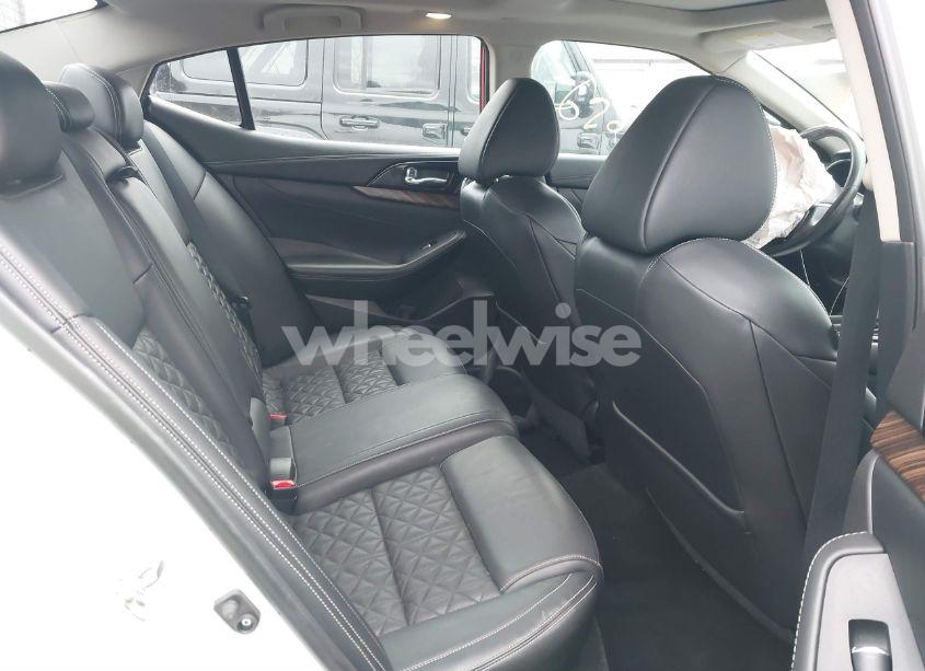 Photo 8 of 2016 Nissan Maxima 3.5 PLATINUM (VIN 1N4AA6AP8GC411726)