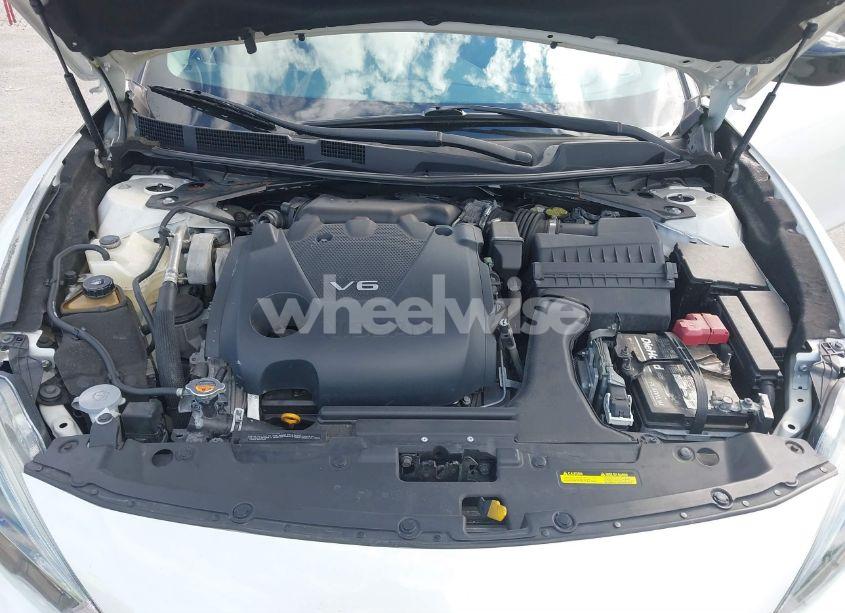 Photo 10 of 2016 Nissan Maxima 3.5 PLATINUM/3.5 S/3.5 SL/3.5 SR/3.5 SV (VIN 1N4AA6AP8GC421690)