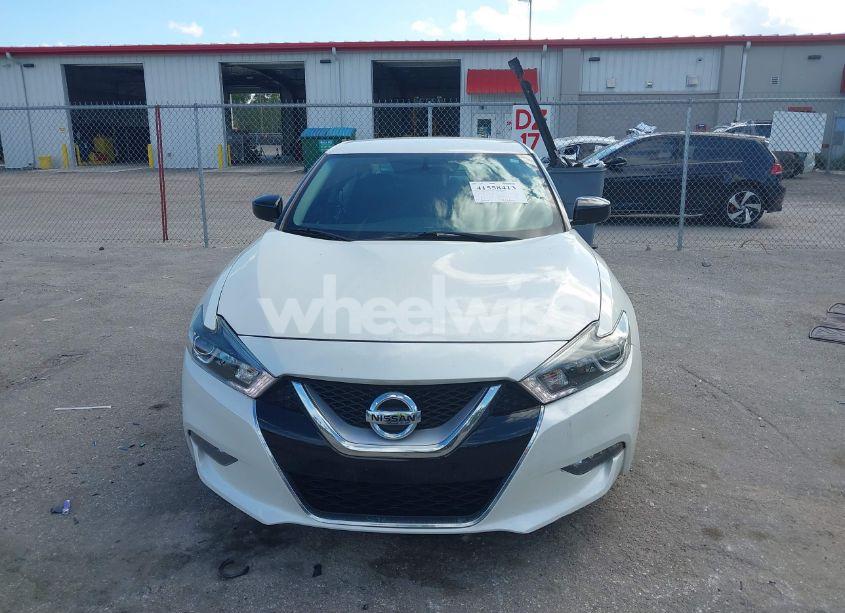 Photo 12 of 2016 Nissan Maxima 3.5 PLATINUM/3.5 S/3.5 SL/3.5 SR/3.5 SV (VIN 1N4AA6AP8GC421690)