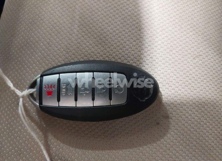 Photo 11 of 2016 Nissan Maxima 3.5 PLATINUM/3.5 S/3.5 SL/3.5 SR/3.5 SV (VIN 1N4AA6AP8GC431166)