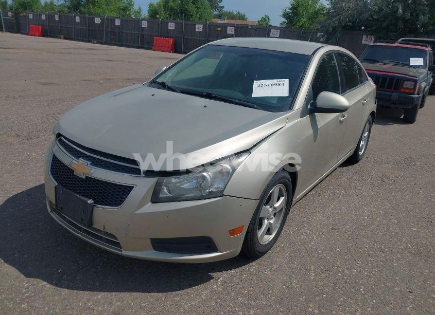 Photo 2 of 2014 Chevrolet Cruze 1LT (VIN 1N4AA6AP8HC******)