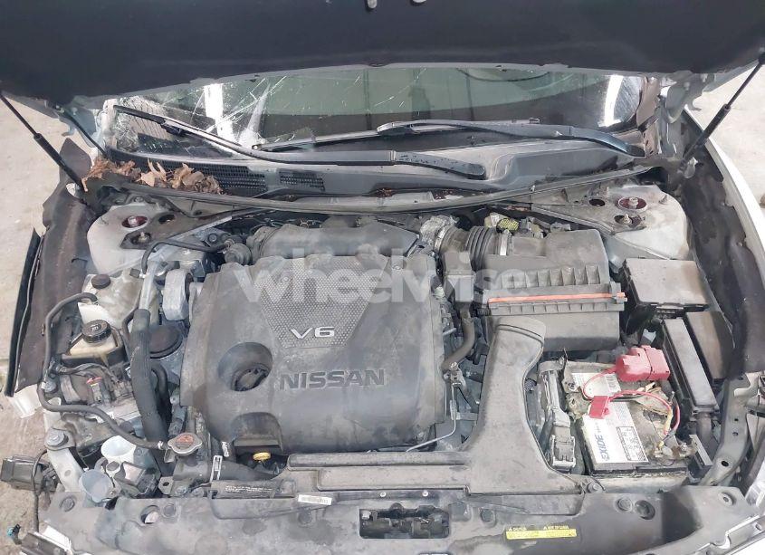 Photo 10 of 2017 Nissan Maxima 3.5 PLATINUM/3.5 S/3.5 SL/3.5 SR/3.5 SV (VIN 1N4AA6AP8HC378700)