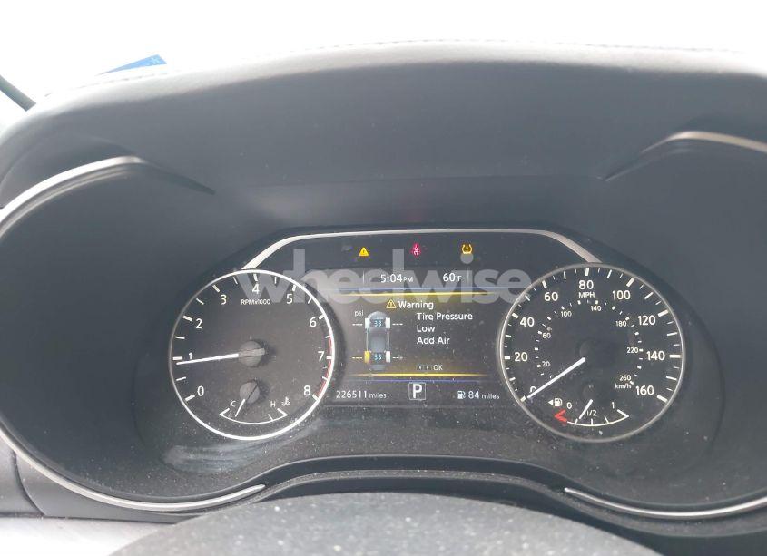 Photo 7 of 2017 Nissan Maxima 3.5 PLATINUM/3.5 S/3.5 SL/3.5 SR/3.5 SV (VIN 1N4AA6AP8HC379099)