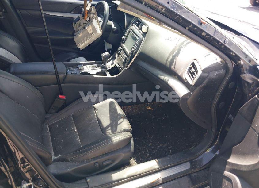 Photo 5 of 2017 Nissan Maxima 3.5 SV (VIN 1N4AA6AP8HC400663)