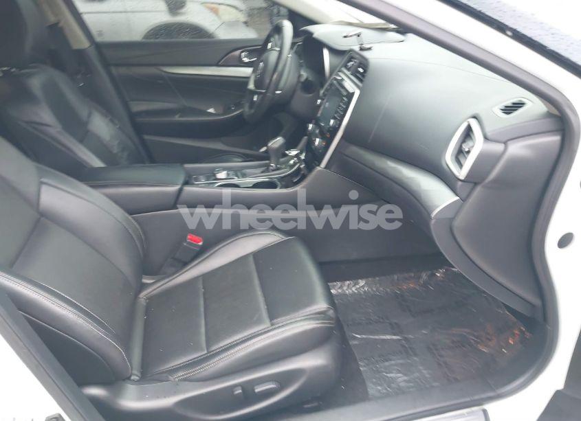 Photo 5 of 2017 Nissan Maxima 3.5 SV (VIN 1N4AA6AP8HC448941)