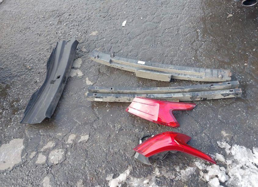 Photo 12 of 2017 Nissan Maxima 3.5S/SV/SL/SR/PLAT (VIN 1N4AA6AP8HC457400)