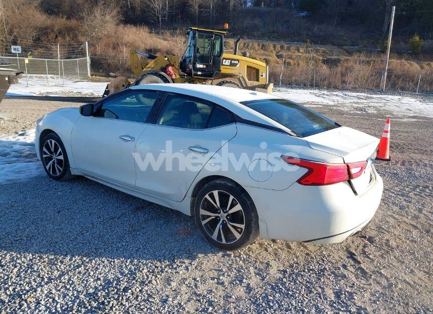Photo 3 of 2016 Nissan Maxima 3.5 S (VIN 1N4AA6AP9GC395844)