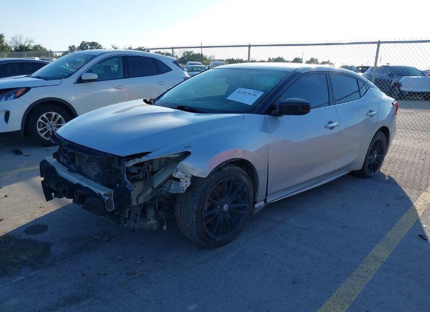 Photo 2 of 2016 Nissan Maxima 3.5 PLATINUM/3.5 S/3.5 SL/3.5 SR/3.5 SV (VIN 1N4AA6AP9GC404168)